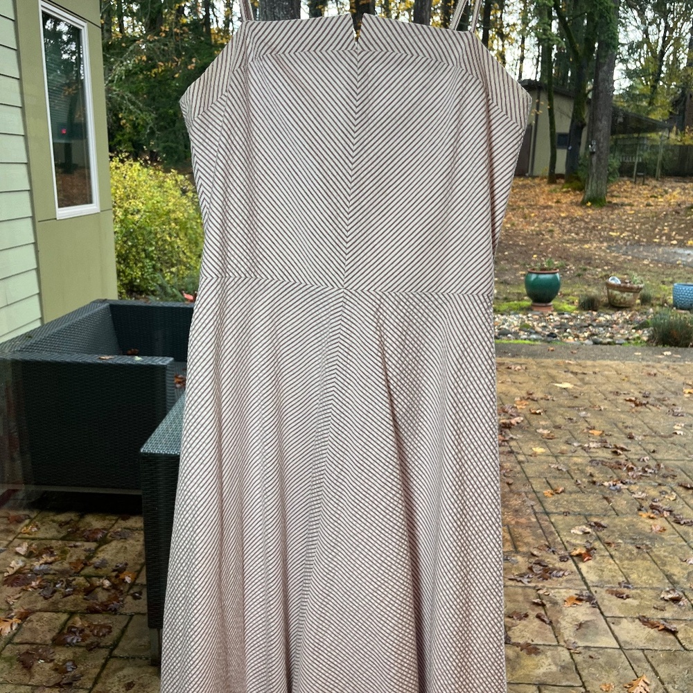 Isaac Mizrahi white and brown striped midi dress with a retro vibe
